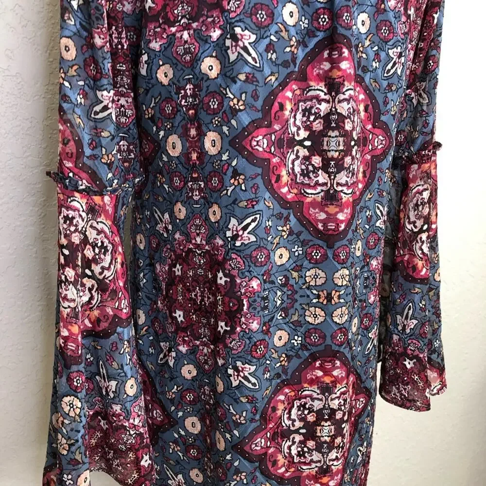 WHBM blue and pink floral Mandela print shift dress size Medium